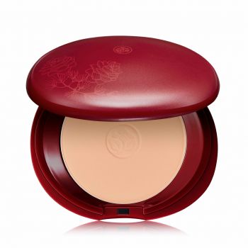 RED Natural Whitening & Firming Phenomenon Foundation Powder SPF20 PA++
